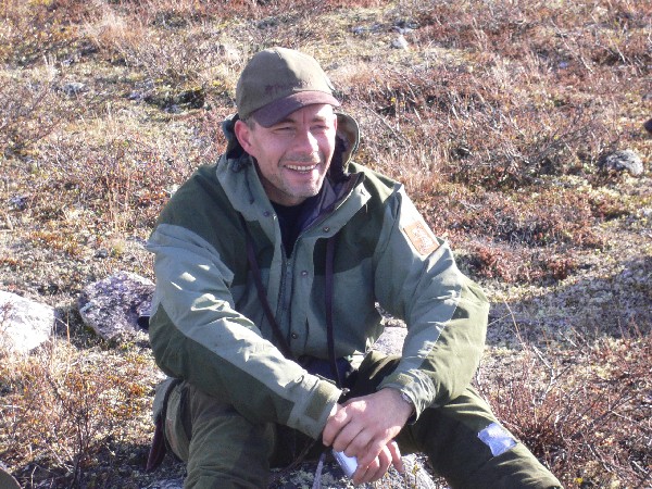 Hans i sitt vanlige humør